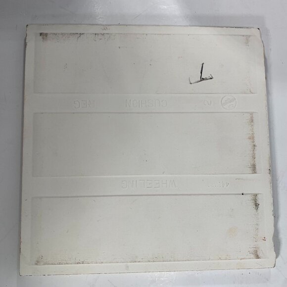 VINTAGE WHEELING CUSHION CERAMIC POTTERY TILE FLORAL 6"X6" PINK CARNATIONS NOS - Picture 3 of 3